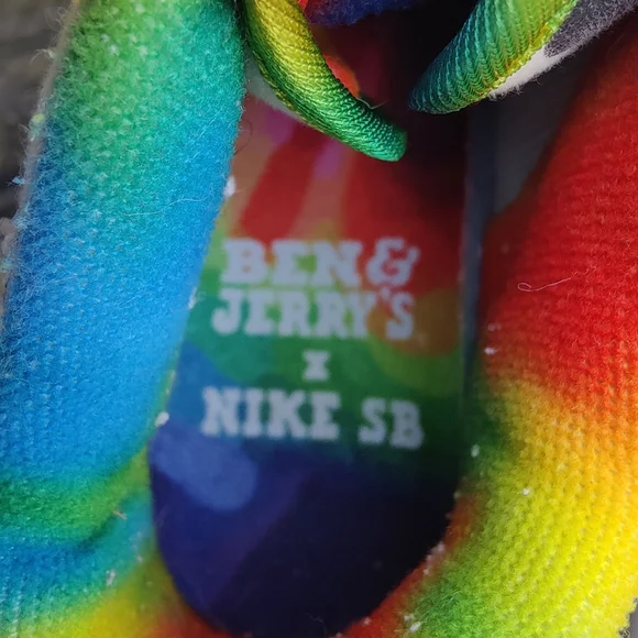 Nike Ben And Jerry's Sneakers - Picture 6 of 8